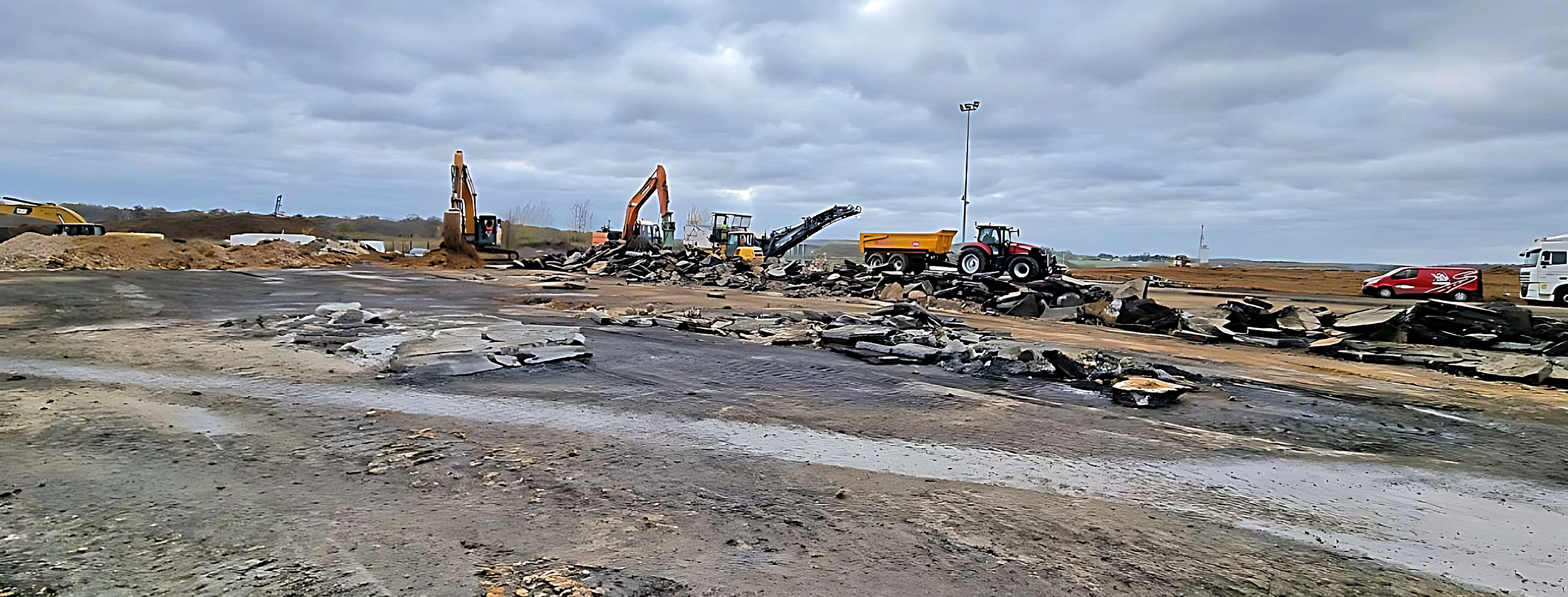 chantier démolition à saint-hilaire-les-andrésis